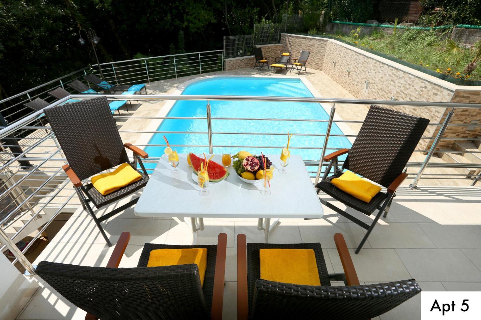 Villa Dragi With Pool, Sauna, & Whirlpool Οπατία Δωμάτιο φωτογραφία