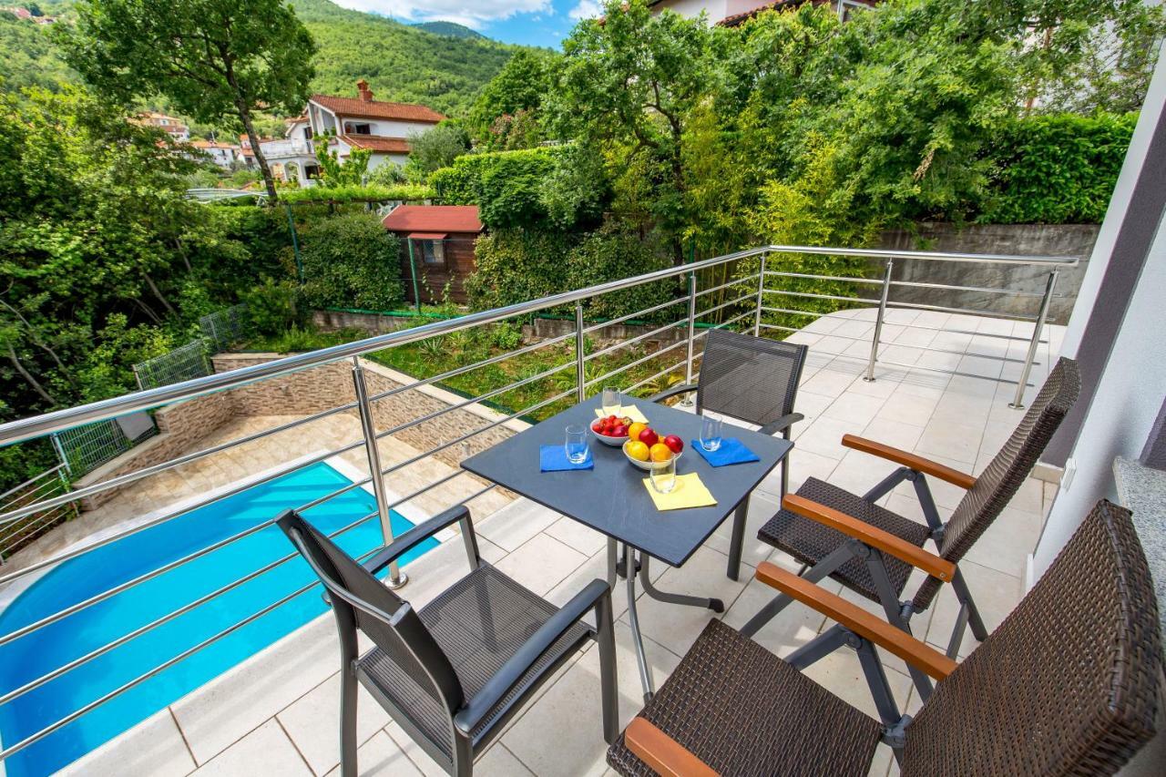 Villa Dragi With Pool, Sauna, & Whirlpool Οπατία Δωμάτιο φωτογραφία